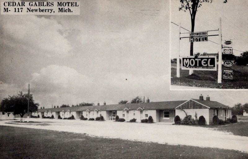 Cedar Gables Motel (Bs Hive Motel) - Vintage Post Card (newer photo)